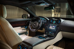 Мультимедиа Jaguar XJ: где купить?