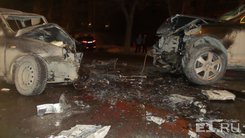 Водитель Lada Kalina выехал на встречку и погиб в лобовом столкновении в Екатеринбурге