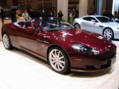 Aston Martin подарит себе на 50-летие новое авто