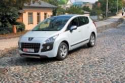 В России стартовали продажи новых кроссоверов Peugeot 3008 e-Hdi