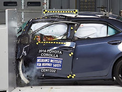 Toyota Corolla провалила американский краш-тест